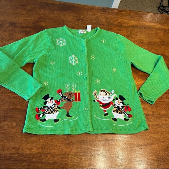 Classic Elements green winter festive Christmas embroidered sweater size medium - Picture 1 of 7